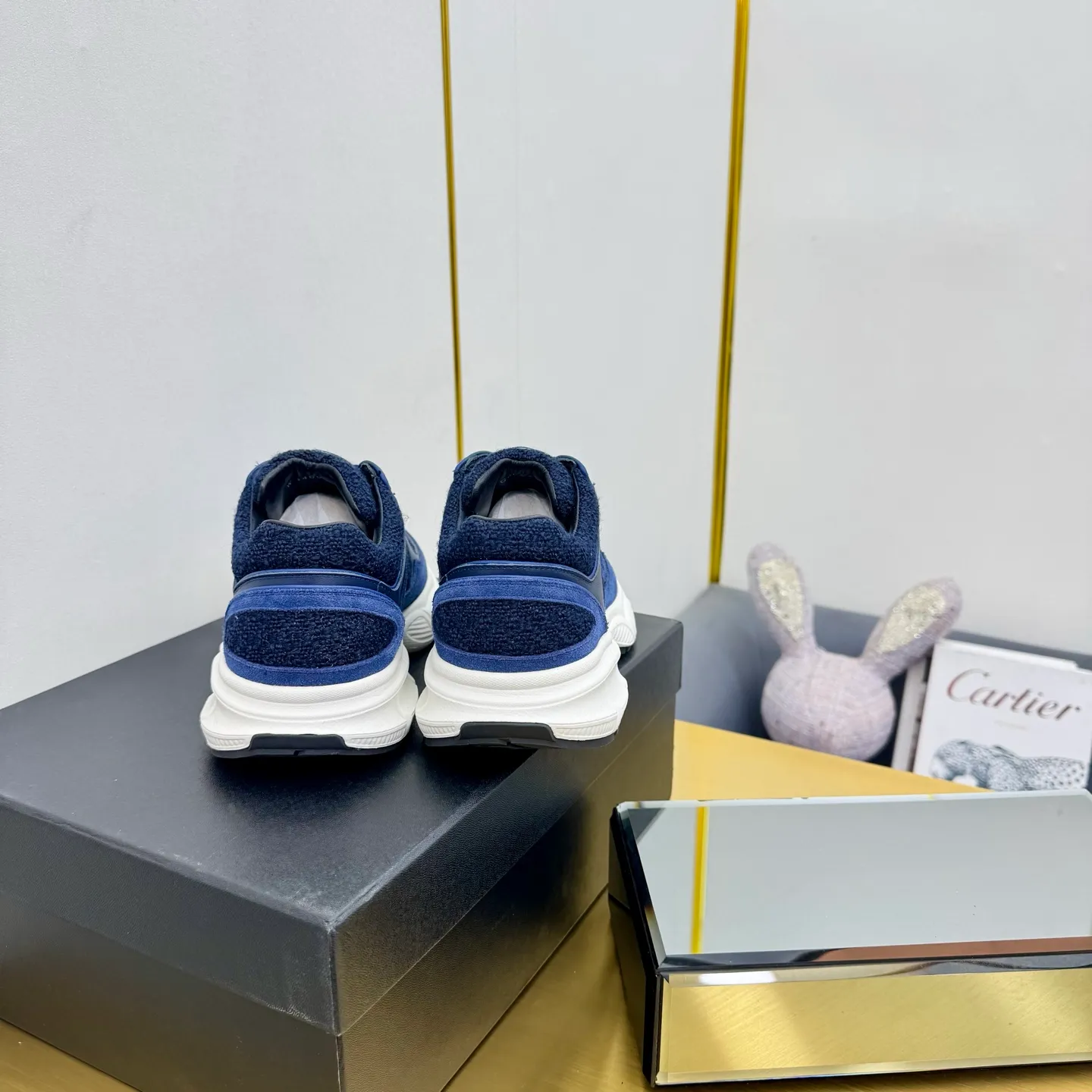 p700🐮🐮Upgraded version, upgraded version, upgraded version! No rebuttal accepted! ! ! ! Chanel Chanel dad shoes, couples' model for men and women - 2025 top casual sneakers in the counter. This classic design; the upper is electro-embroidered with various techniques; ❷The inner lining is made of: original Yangli + net ❸The outsole is based on: the original TPU combination outsole. The full set of boutique packaging for women 35–41